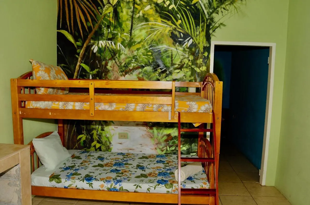 Joy And Brandon Guest House Buccoo Trinidad e Tobago