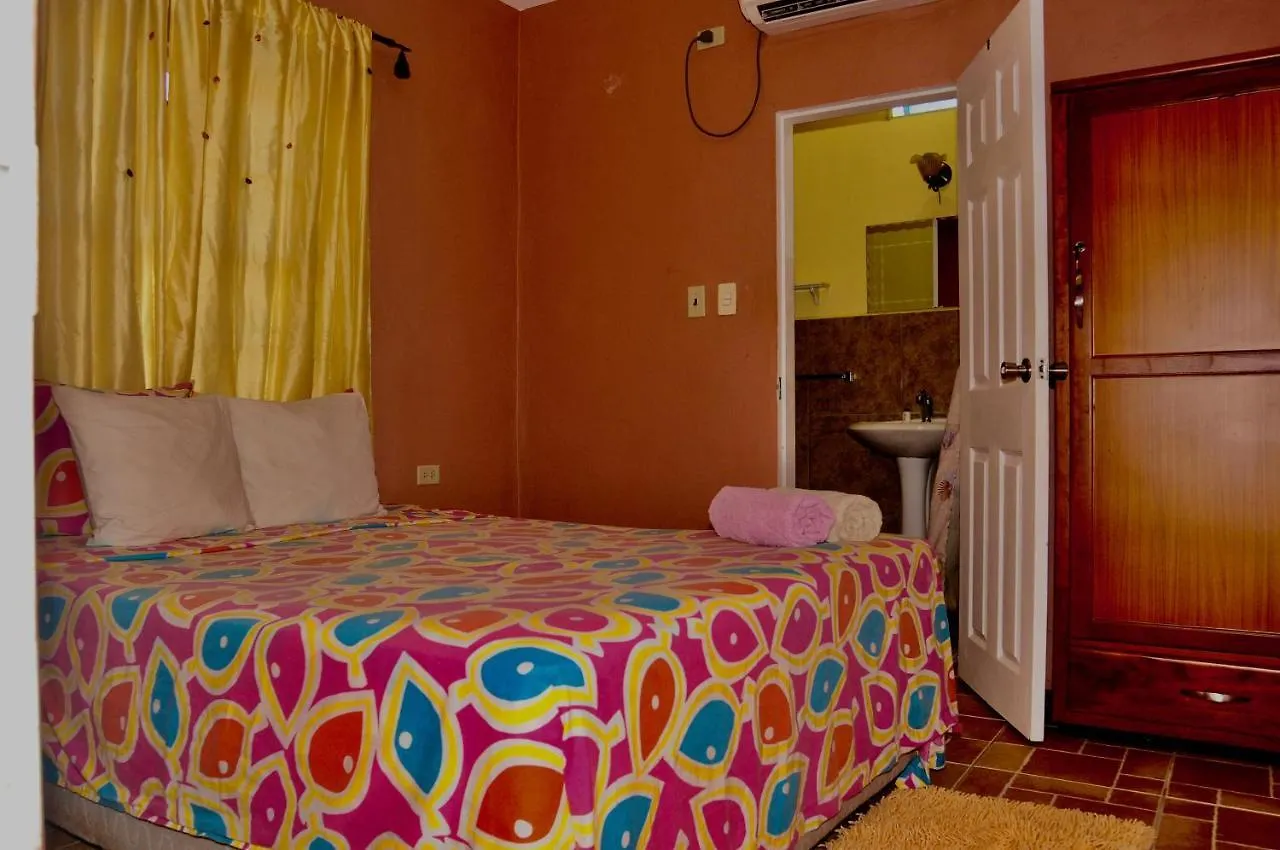Joy And Brandon Guest House Buccoo