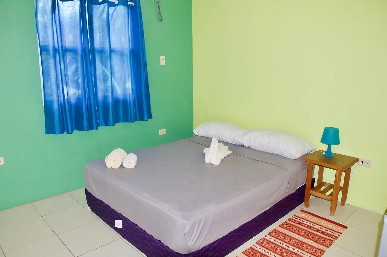 Joy And Brandon Guest House Buccoo 0*,  Trinidad And Tobago
